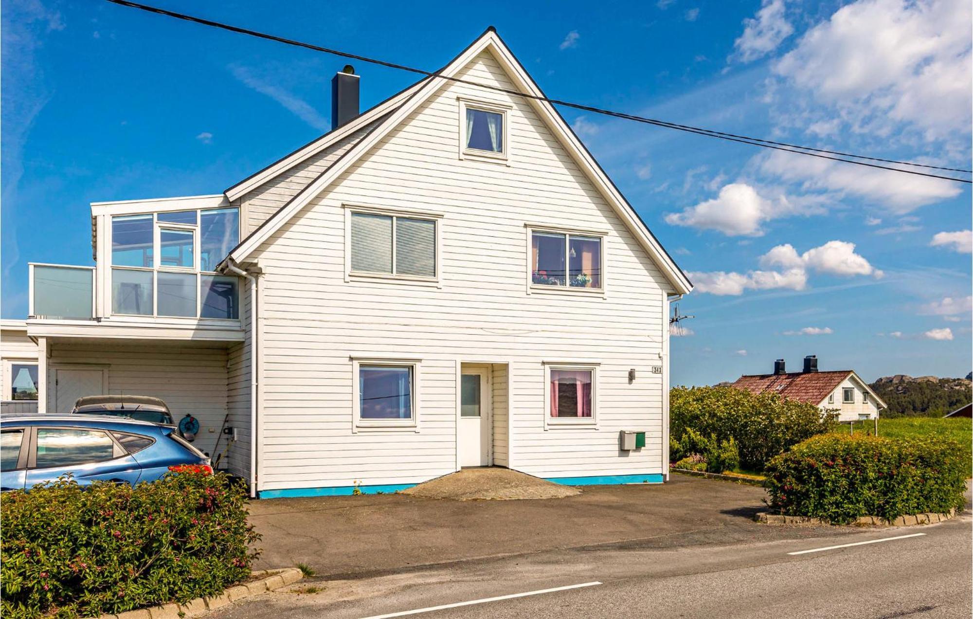 Beautiful Apartment In Egersund With Kitchen Exterior photo